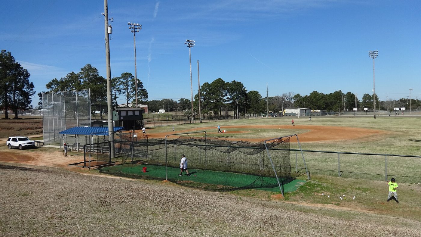 Representative public park baseball diamond (Tom Brown Park)